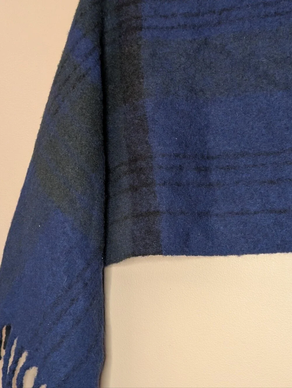 Uniqlo blue tartan plaid scarf soft fringe unisex cozy blanket wrap wool silk